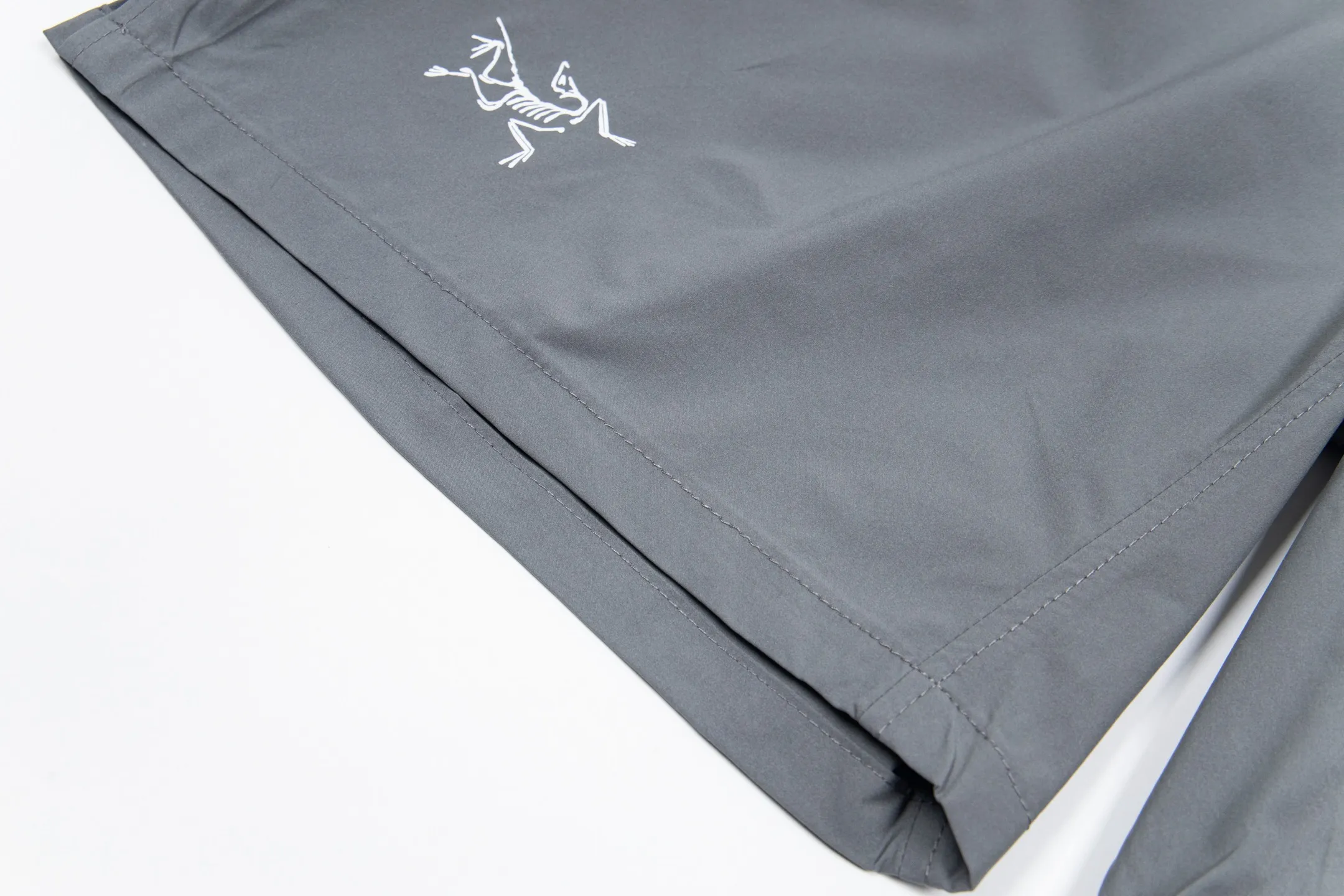 【 】 ARCTERYX Norman short 7” ‘ ’， 。 F 0 ， /Breathable/ ， 。 ， ， ， ， ， ， ， :Black Gray Blue Size：M-XXL